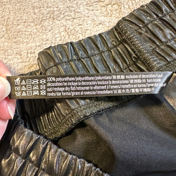 Victoria's Secret Victoria Sport Shiny Joggers Medium Black Hip Hop Pants 90s - Picture 4 of 8